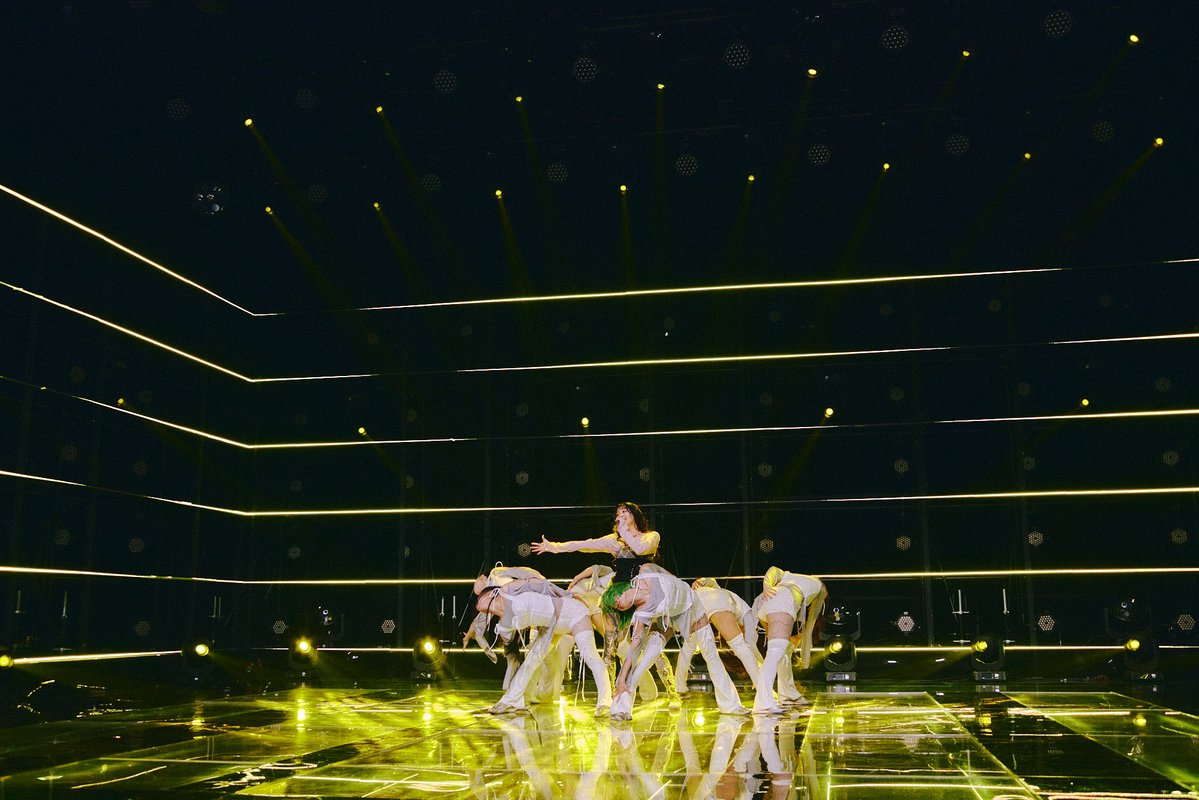 bettyharuka's tweet image. 2026.02.28

【with MUSIC】日本テレビ📺

🌹HANA🌹san
『Cold Night』  
ダンサーとして出演させていただきました
🩵🤍🩶

ありがとうございました！！

#HANA
#ColdNight
#withMUSIC