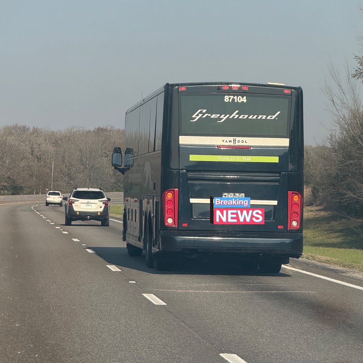 No Context But In Chinese tweet media