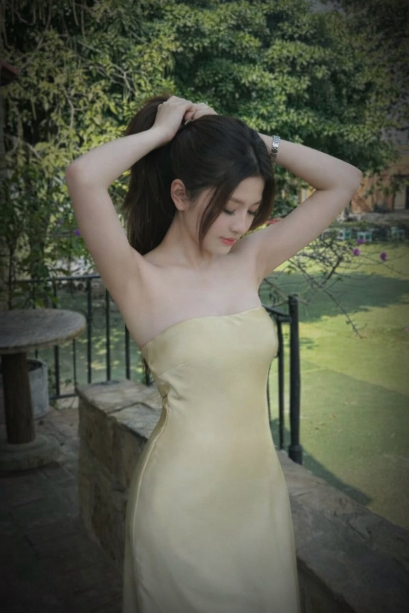 Con đĩ của bạn cũng là con đĩ của tôi tweet media