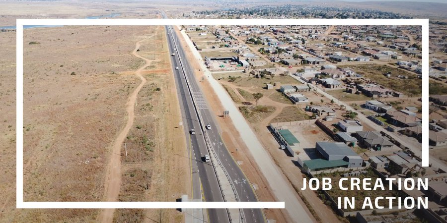 ChangingthingsS's tweet image. South Africa works because SANRAL works. But tender cancellations and flawed procurement, leading to repeated court losses, are dismantling hard‑won progress. This cannot continue. Fix it. #Improve #Jobs #ThrivingBusinesses #Construction