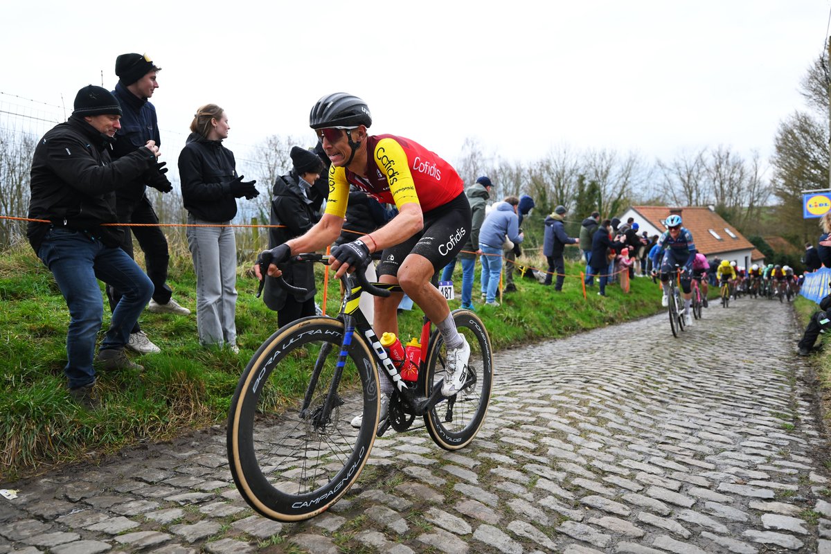 TeamCOFIDIS's tweet photo. Après sa journée à l'avant, Alexis Renard vient chercher une belle 9⃣e place à l'arrivée 💪.
Dylan Teuns finit dans le même groupe.
After a day in the breakaway, Alexis Renard takes the 9th place. Dylan Teuns finishes in the same group.
📸 Getty Images
#OHN26 #OHNmen https://t.co/HRJB4zNgA6