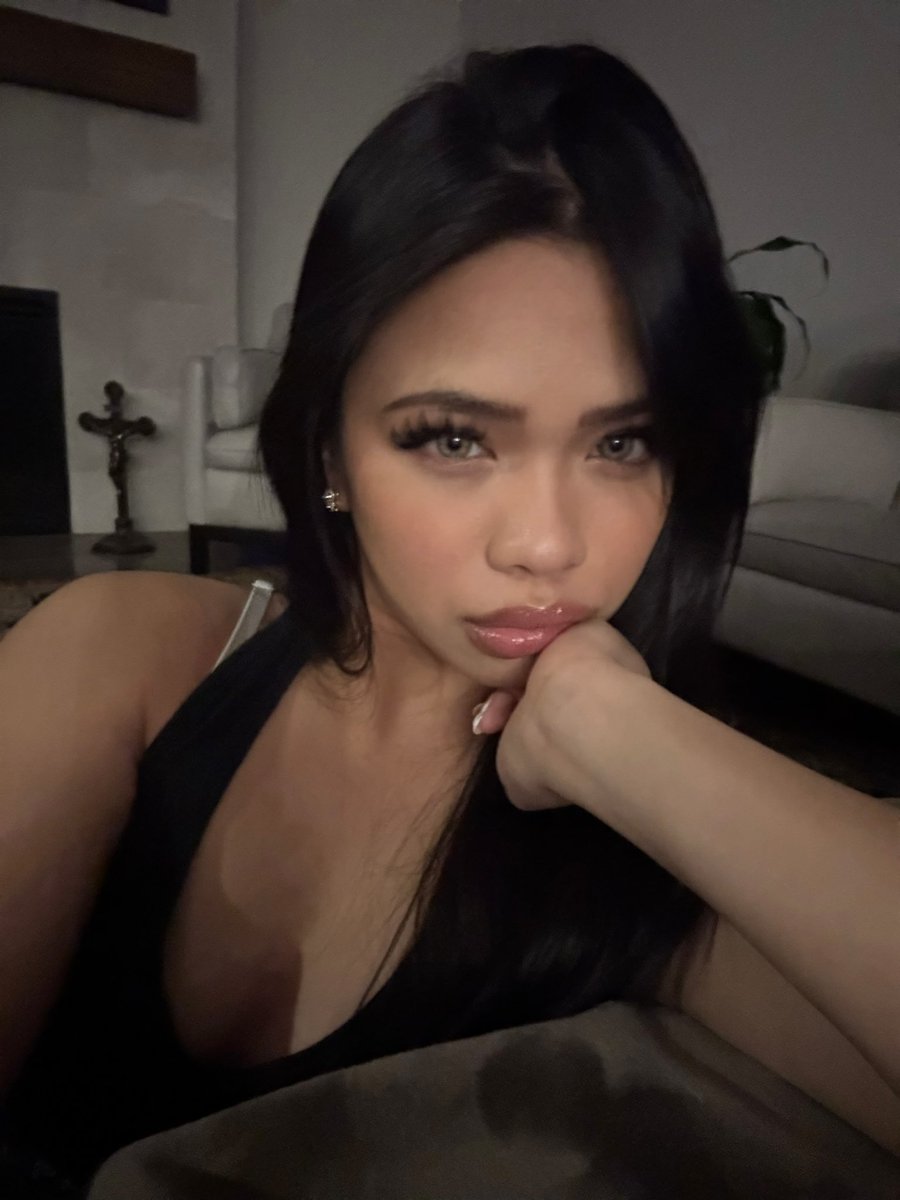 Simoneitl tweet media