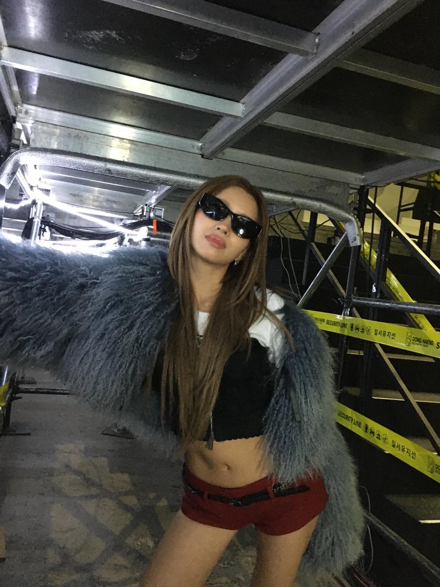 #누구보다_빠른_3월_최애_선점 🧊💙🐰 😎