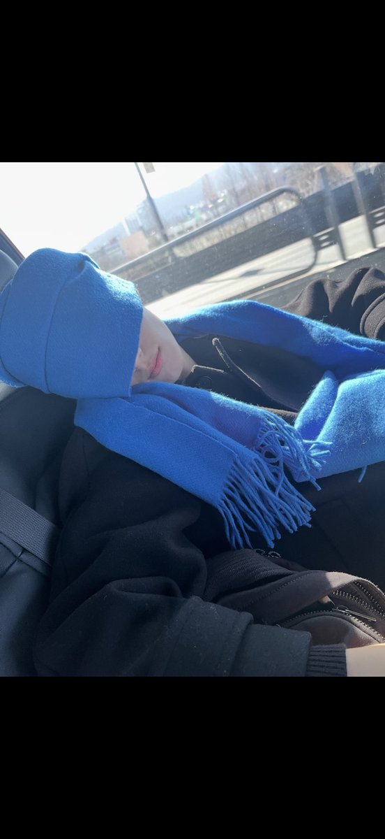 애둥이(박한빈)씨 생일 축하합니다🎂🎉

#EVNNE #이븐
#이정현 #LEEJEONGHYEON