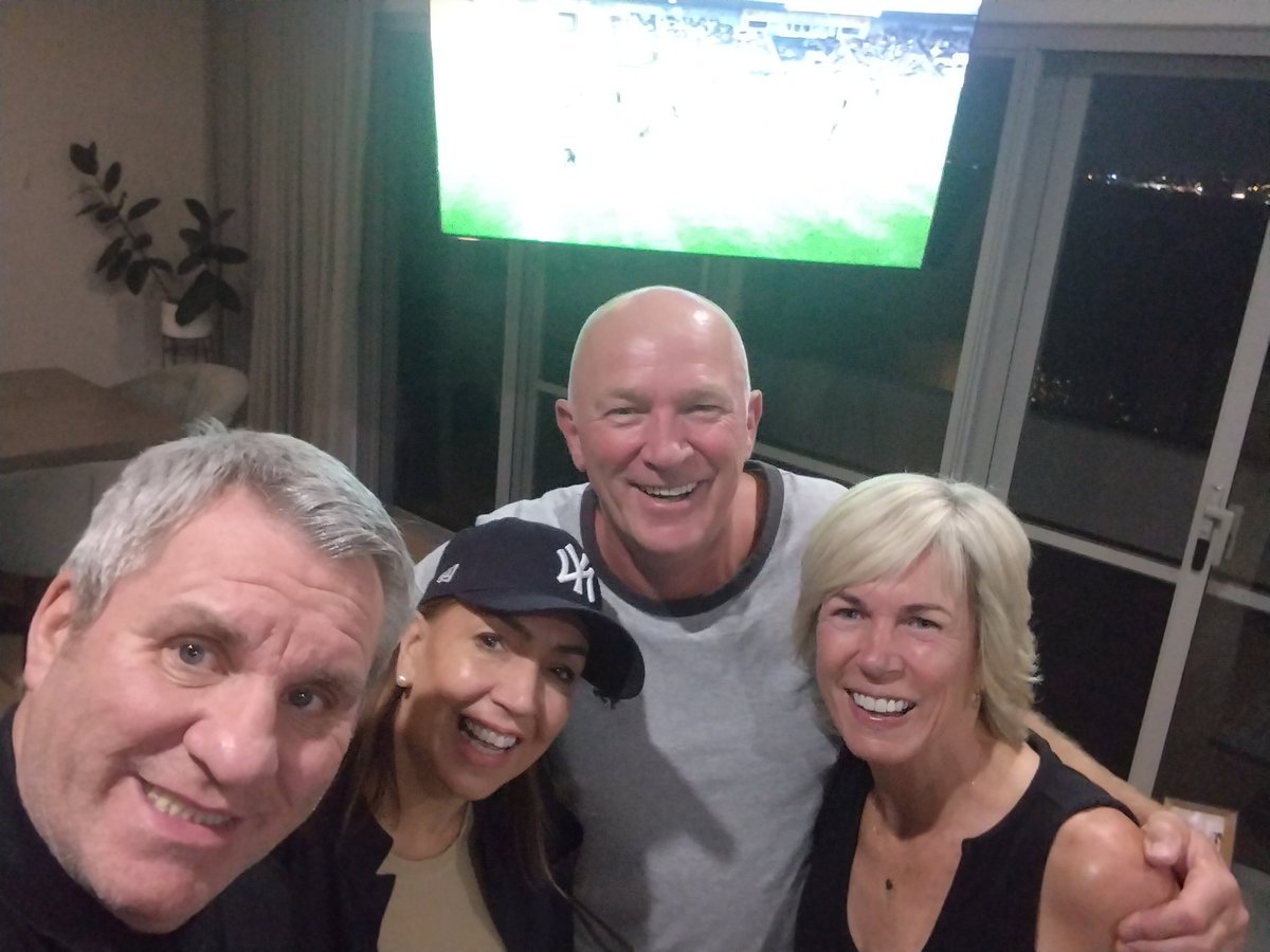 Gary Peebles tweet media