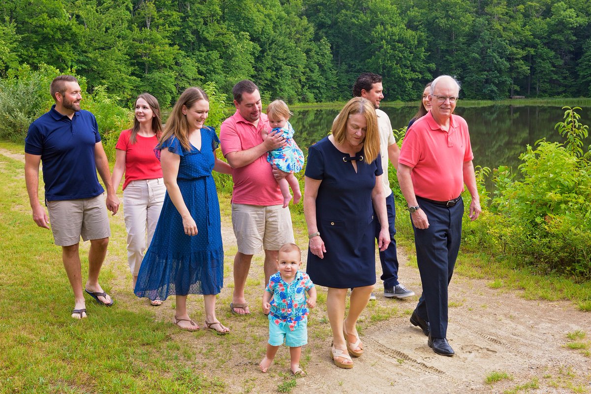 Mark_A_Shephard's tweet photo. Outdoor Family Photo Sessions in Morgantown WV | Mark Shephard

I photographed the Gegenheimer family at Coopers Rock State Forest near the welcome sign, around the reservoir, the main overlook, and on the Underlook Trail.

https://t.co/24vKkjbkpR

#WestVirginiaU #wvstatejournal https://t.co/6KZOYY0GHq