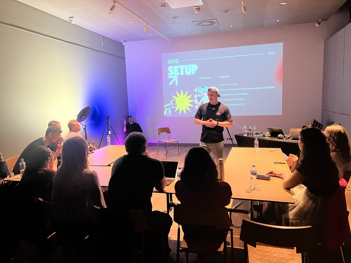 MajaDidIt's tweet photo. A #TikTok workshop at #WordUp #Gdynia meetup
#GoDaddyPro https://t.co/rAfYbutSjW
