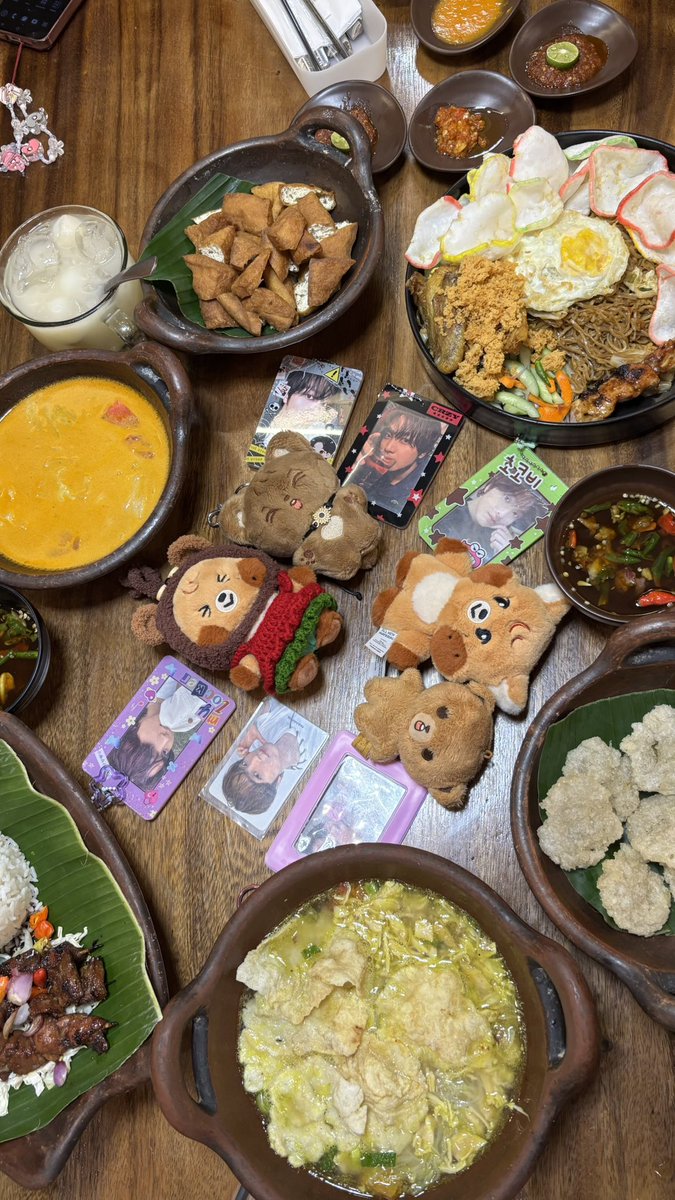 Bukber di luar di awali bersama mereka 👋🏻🫰🏻<a href="/haechanagibae/">𝓗𝓪𝓮𝓵 ~ 해찬아 잘하고 있어💜</a> <a href="/tangerineloveey/">ʜᴄ ɢғ ✨</a>