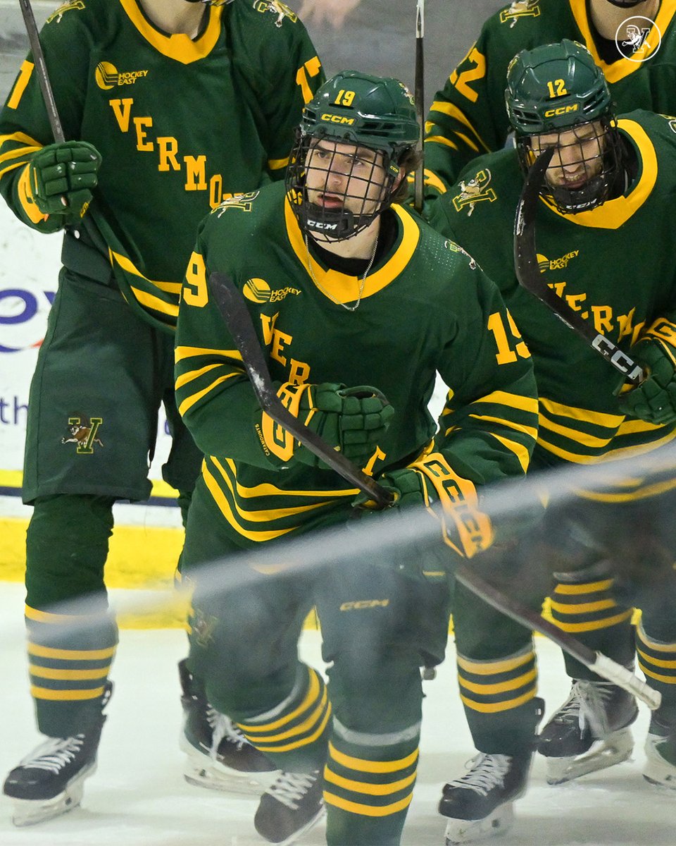 UVM Men's Hockey tweet media