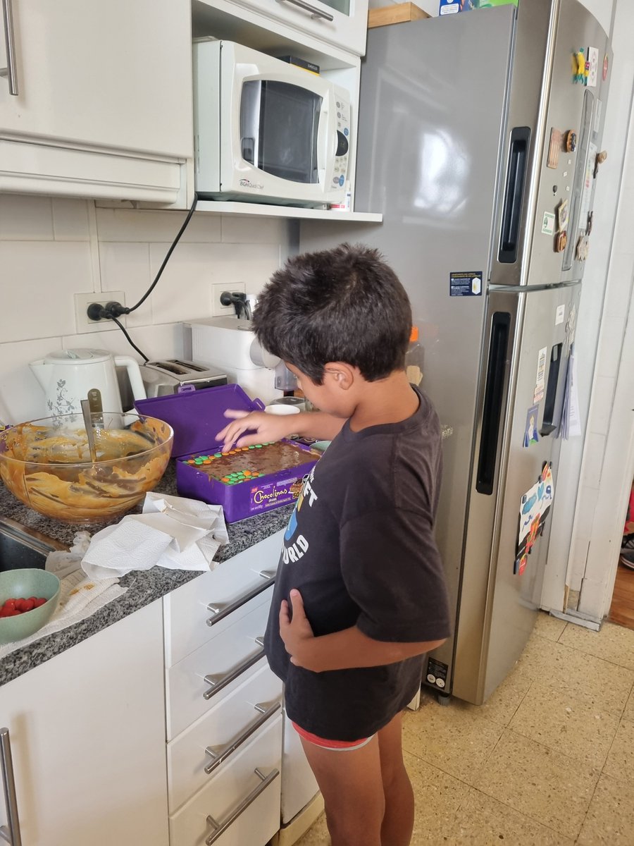 Eugenia Mitchelstein tweet media