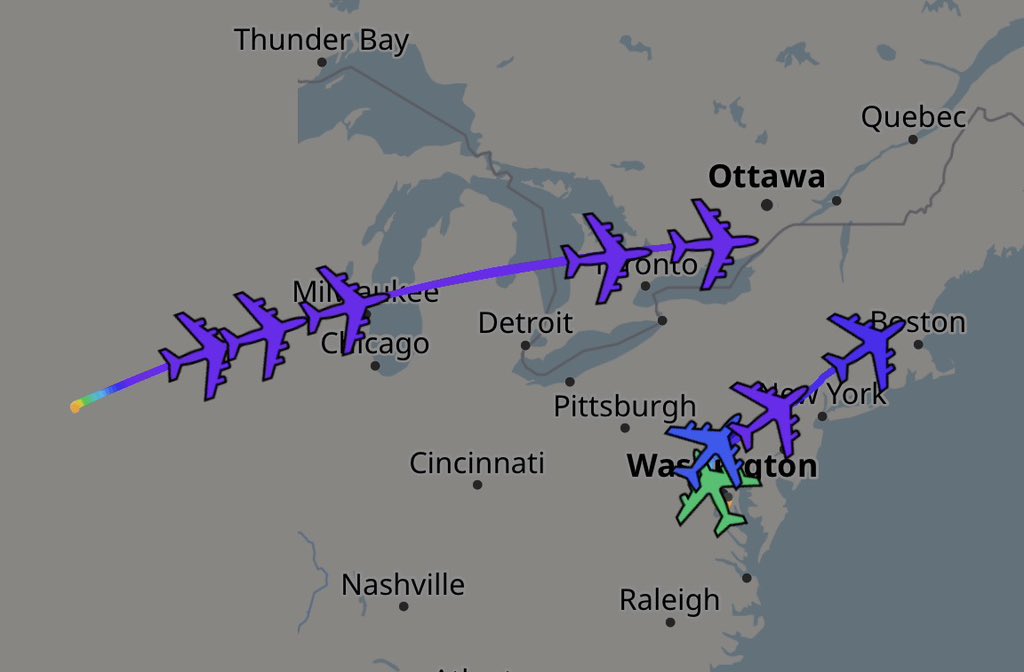ArmchairAdml's tweet photo. #USAF United States Air Force - Middle East Activity
1503z - 28 February
Boeing KC-135 Stratotanker 9x
#AE04DC 57-1461 - REACH 5??
#AE04F8 63-7988 - REACH 559
#AE050A 63-8018 - REACH 564
#AE0500 59-1495 - REACH 5??
#AE04EA 61-0276 - REACH 5??
#AE0160 57-1479 - REACH 572
#AE0487 62-3556 - REACH 575
#AE04E3 59-1469 - REACH 576
#AE038B 62-3543 - REACH 568
Nine KC-135s have departed Lincoln ANGB and Andrews AFB. Some (at least) are heading for Ben Gurion Airport in Israel.
@mata_osint @DefenceGeek