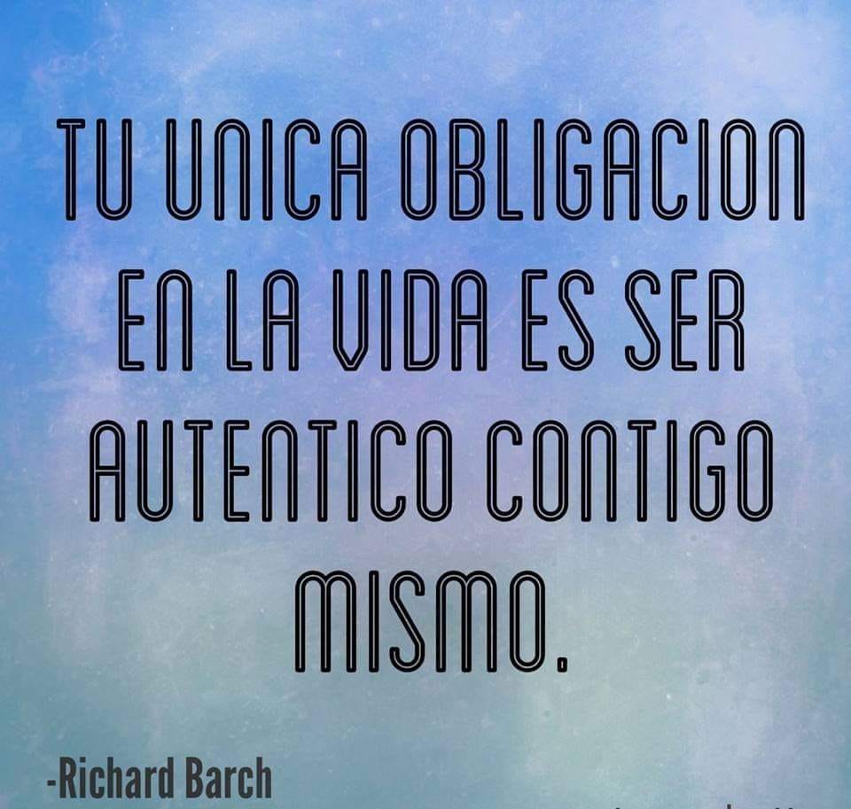 Al final, lo único que cuenta es lo que haces por ti mismo. Porque primero debe florecer tu jardín interior antes de darle al mundo lo que has cosechado. Al final, lo único que va es lo que eres, lo que has construido... #somosfelices