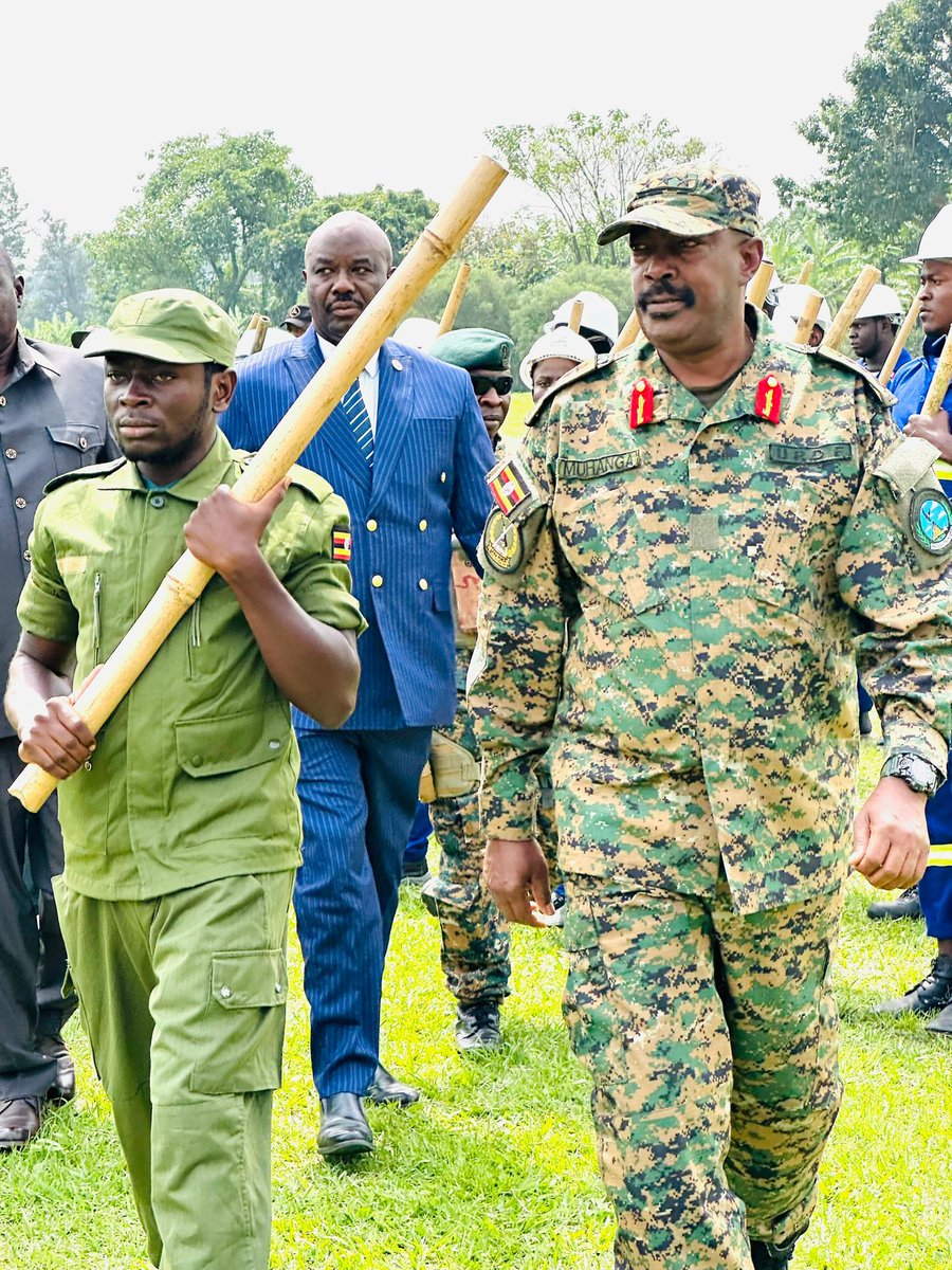 HelenSeku's tweet photo. Crossing to @utckichwamba in Kabarole District, Chief Guest Lt. Gen. Kayanja Muhanga, @MODVA_UPDF Commander Land Forces, urged patriots to prioritize environmental conservation in their localities, citing the degradation of Kibale Forest due to deforestation. 

He encouraged them to demonstrate love and sacrifice for their country, emphasizing its uniqueness. Gen. Muhanga also reaffirmed his commitment to maintaining peace and stability in Uganda as a member of the forces.
@AndrewMwenda @FrankGashumba