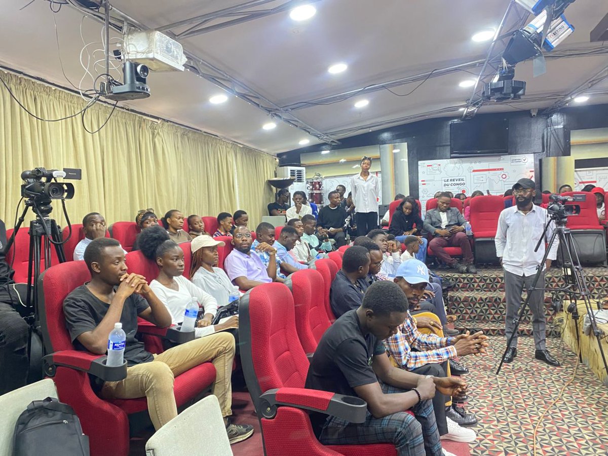 acprdcongo's tweet photo. #RDC : "Le quotidien du jeune congolais : réalités, défis et choix d’avenir ?" est le thème retenu pour une conférence dénommée "Kolisa (Faire grandir)" organisée samedi à #Limete, une commune du centre de #Kinshasa, capitale de la République démocratique du Congo.

L'objectif de cette rencontre tenue par la structure "Tribune des jeunes" est d'éveiller la conscience des jeunes dans la capitale congolaise.

Découvrez d'autres informations sur notre site web : https://t.co/tGEWJ2Bgzn