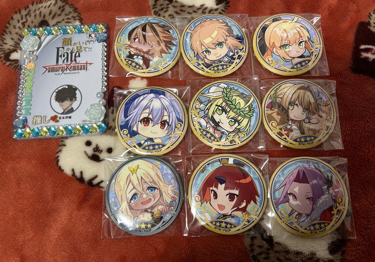 交換 譲渡 FGO 最終再臨 SD ミニキャラ缶バッジ セイバー 譲▷画像参照