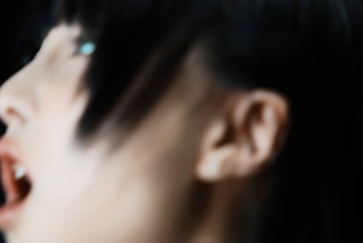 Ado"ビバリウム"MV、想像を遥かに超えた...
もう顔出しじゃんこれ。。。半端ねぇって。。。想像出来ひんやん、普通。。。😭😭😭