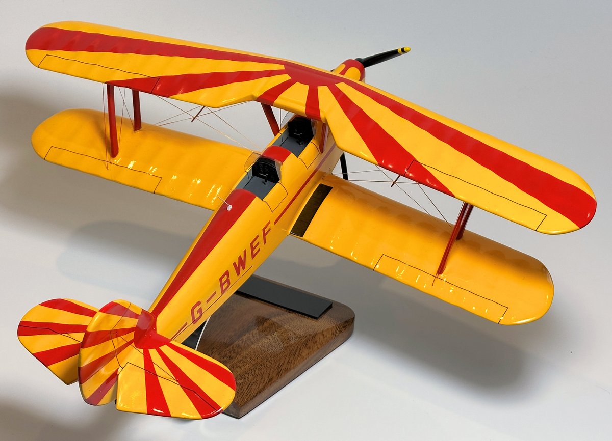 BoweModels tweet media