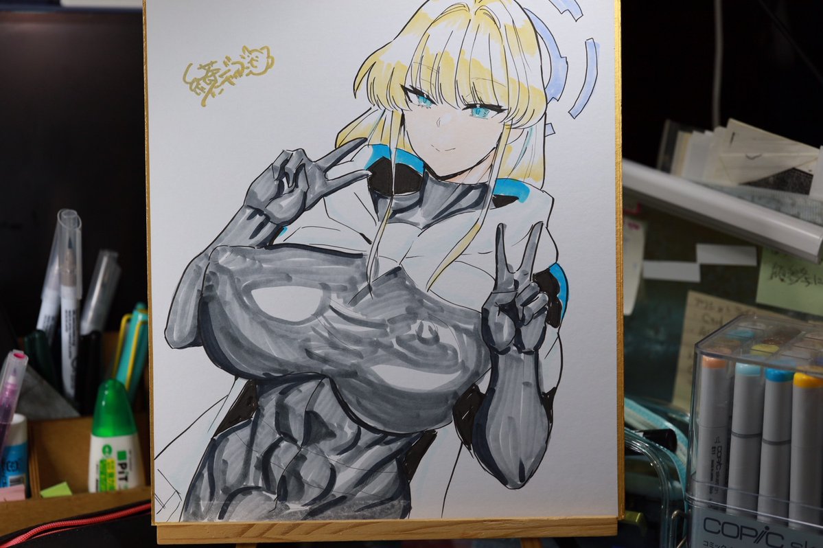 明日(3/1)浅草橋の文具共和会館で開催のブルアカオンリー『清渓川で会いましょう4』に色紙持っていきます!
トキとスオウです。 