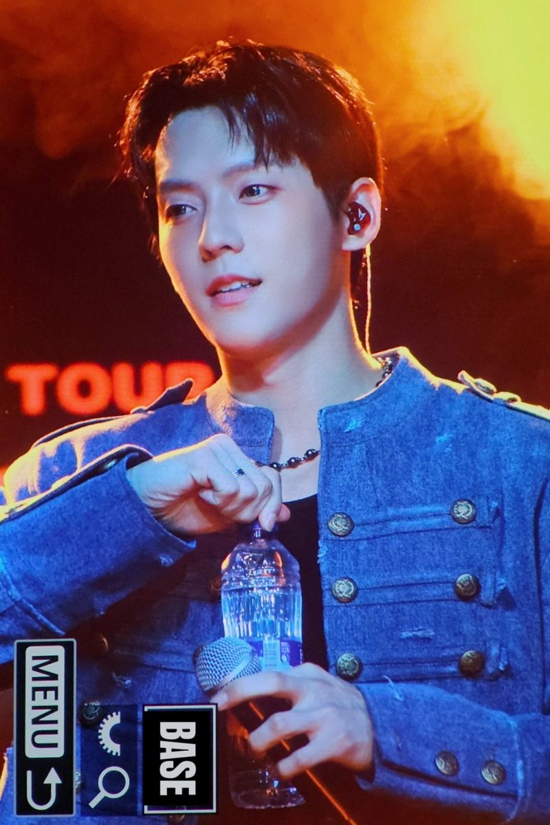 𝗕𝗔𝗦𝗘 tweet media