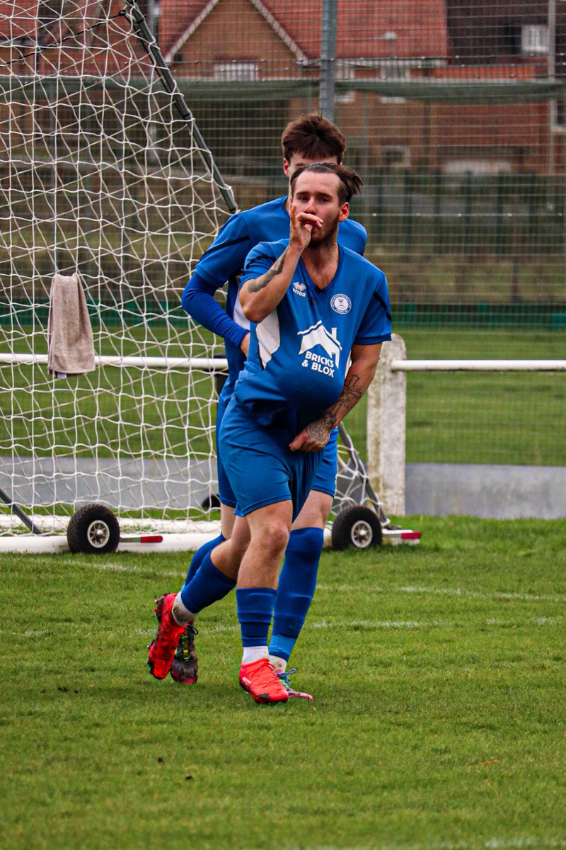 PottonUnited's tweet photo. That man again 🤩⚽️ 

#UpTheRoyals https://t.co/dSuJMnc1zd