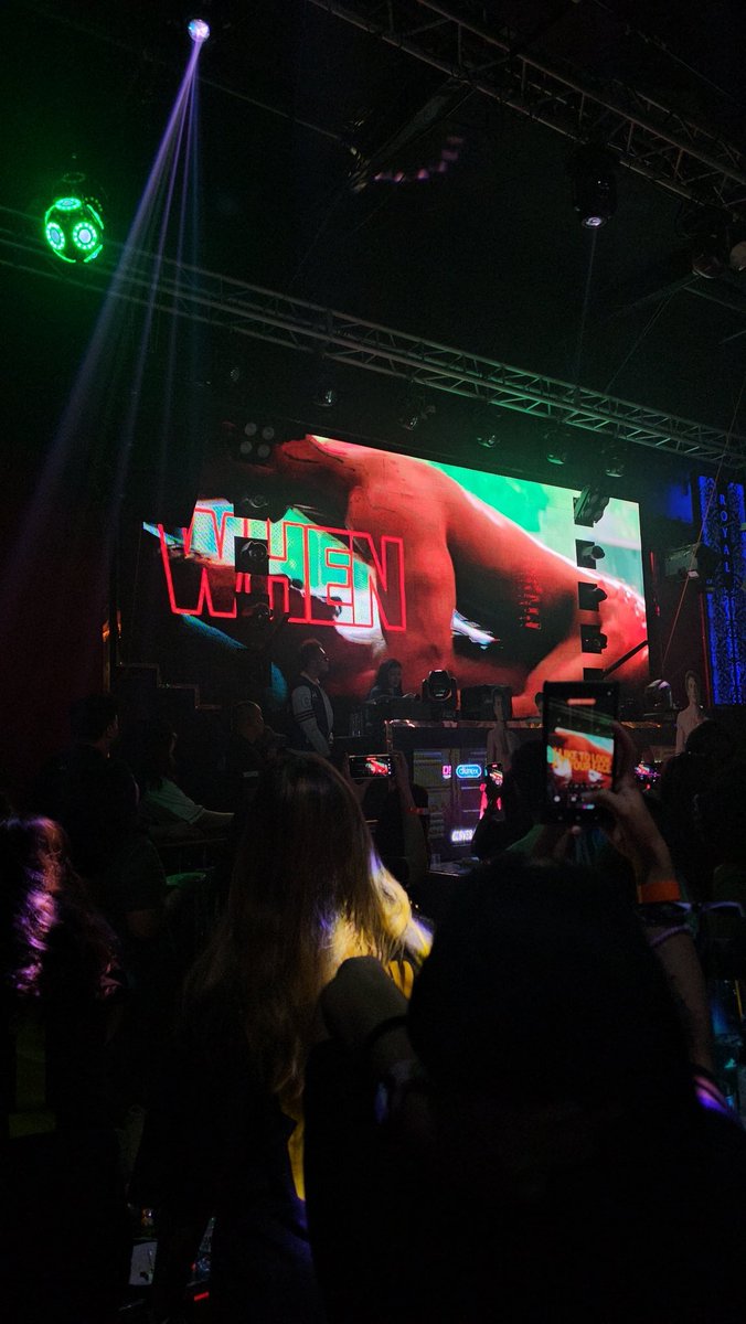 zee⁷ is seeing BTS 💜 tweet media