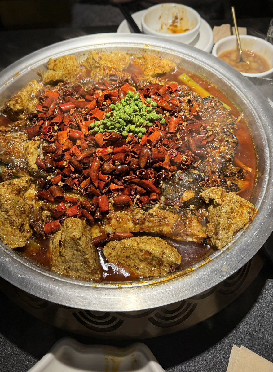 西安情侣主 西卡 tweet media