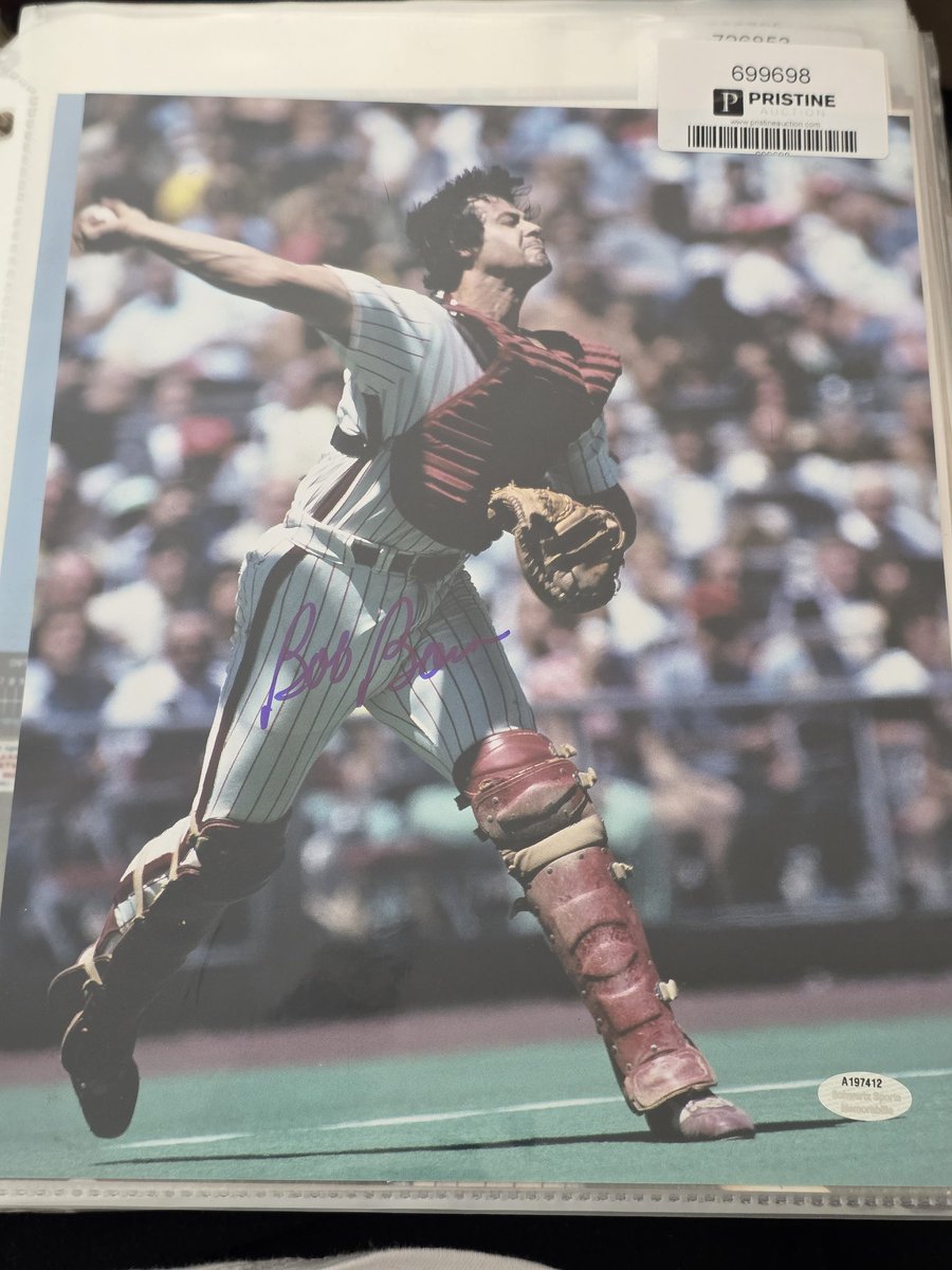 Shout out to <a href="/2008Philz/">John Foley</a> for the Von Hayes auto hookup! Slides in nicely next to some other popular Phillies in my binder!