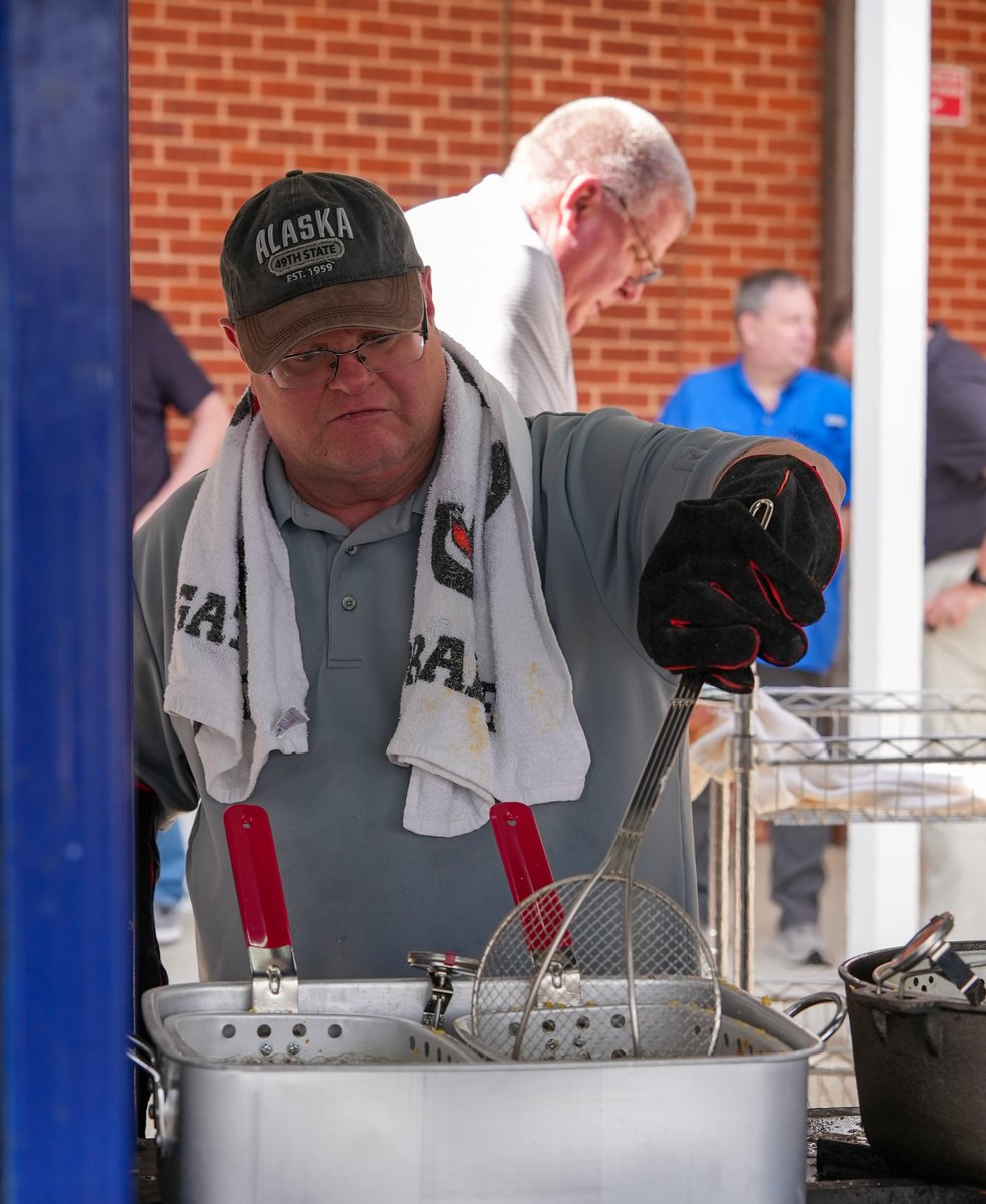 First Baptist Church tweet media