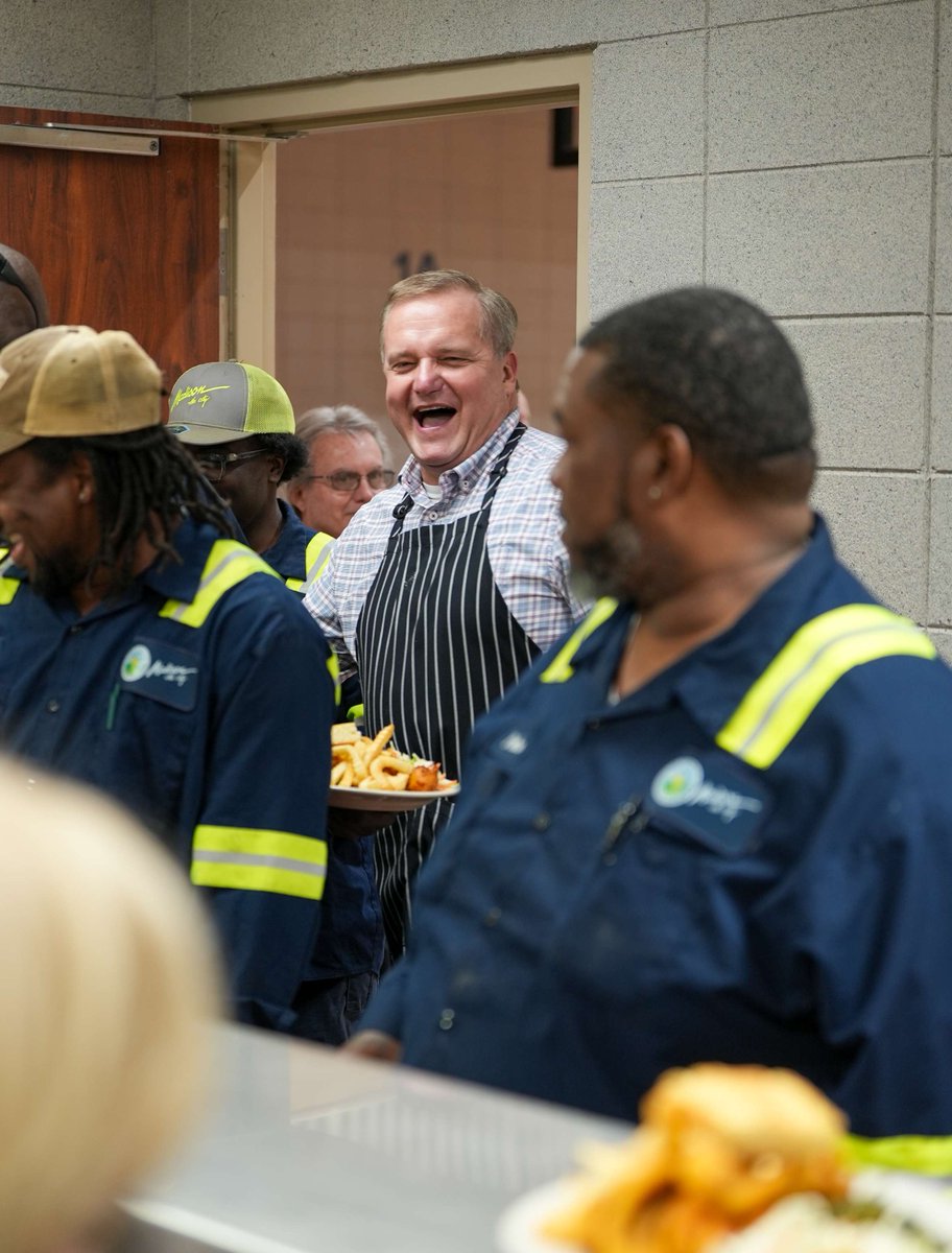 First Baptist Church tweet media