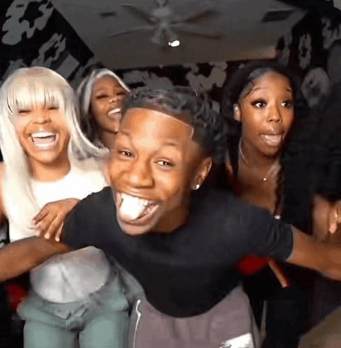 Stoopid 発 tweet media