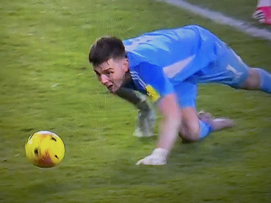 Corrupt EPL tweet media