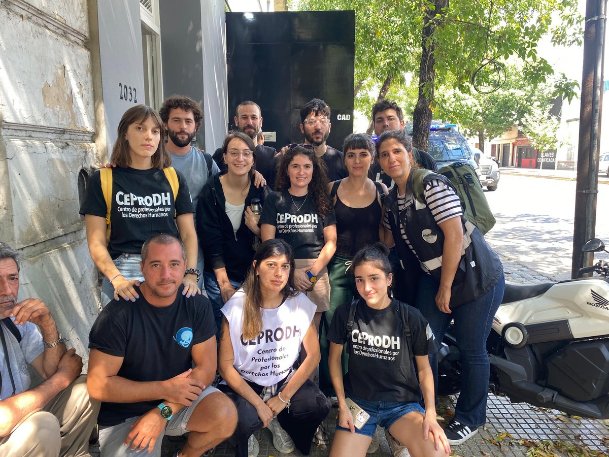 ✊Estamos en la comisaría exigiendo libertad inmediata de Víctor Ottoboni y todos los detenidos en el marco de la protesta contra la reforma laboral