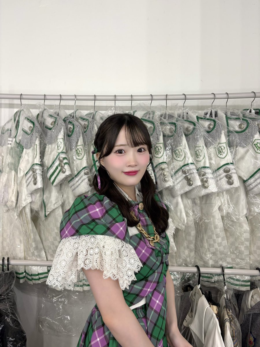 Thank you for coming Farewell event 💐♡

Coming to Malaysia and meeting all my fans has made my life truly happy . 
I will always treasure those days ✉️

I'll doing my best in AKB48 too !
I have dream I want to make come true , so please stay with me 🫶🏻

And I hope you will