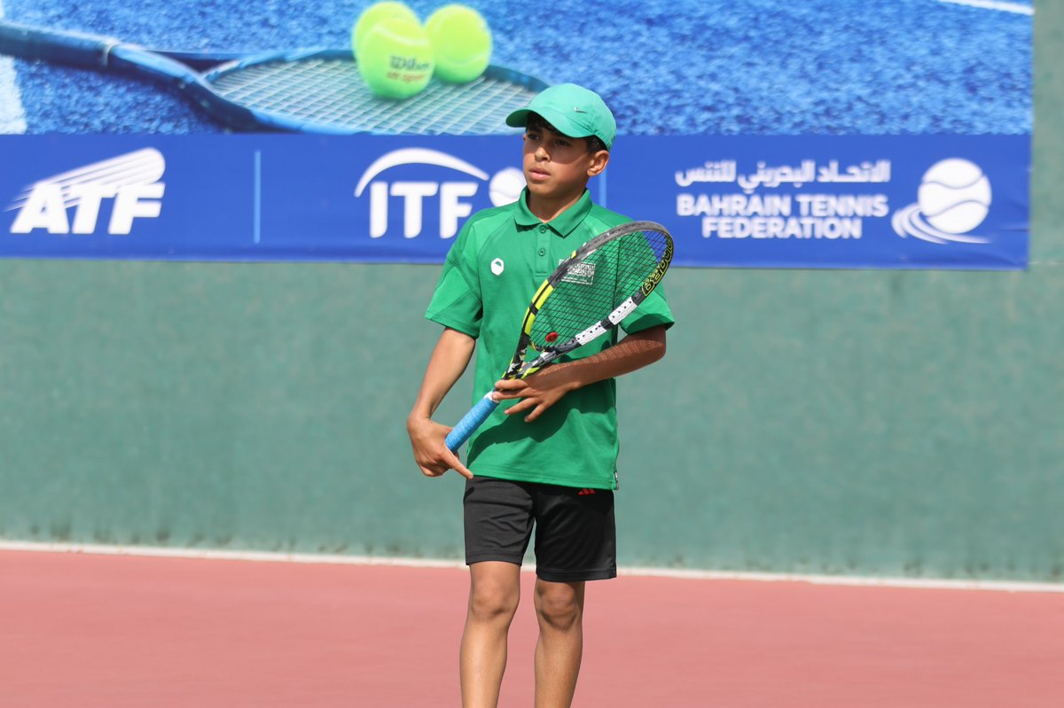 sauditenfed's tweet photo. تحدث رئيس الاتحاد السعودي للتنس م . محمد السراح هاتفياً مع والد لاعب المنتخب السعودي تحت 14 سنة إلياس الغافلي الذي تعرض لحادث مروري مروع وهو يرقد الأن في العناية المركزة وذلك للإطمئنان على سلامته ومدى تحسن حالته الصحية .. 
سائلين المولى عزوجل أن يعجل في شفائه .🤲🏻 https://t.co/a4yUkJGoLd