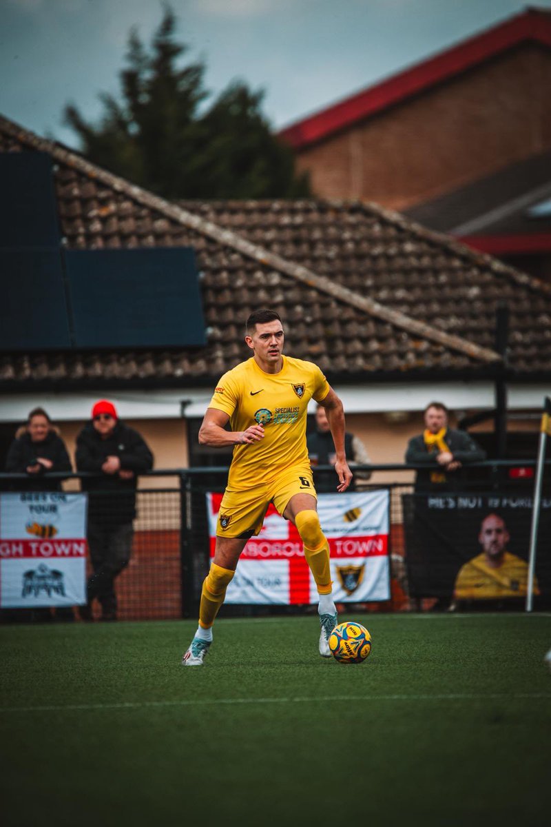 Harborough Town FC 🐝 tweet media