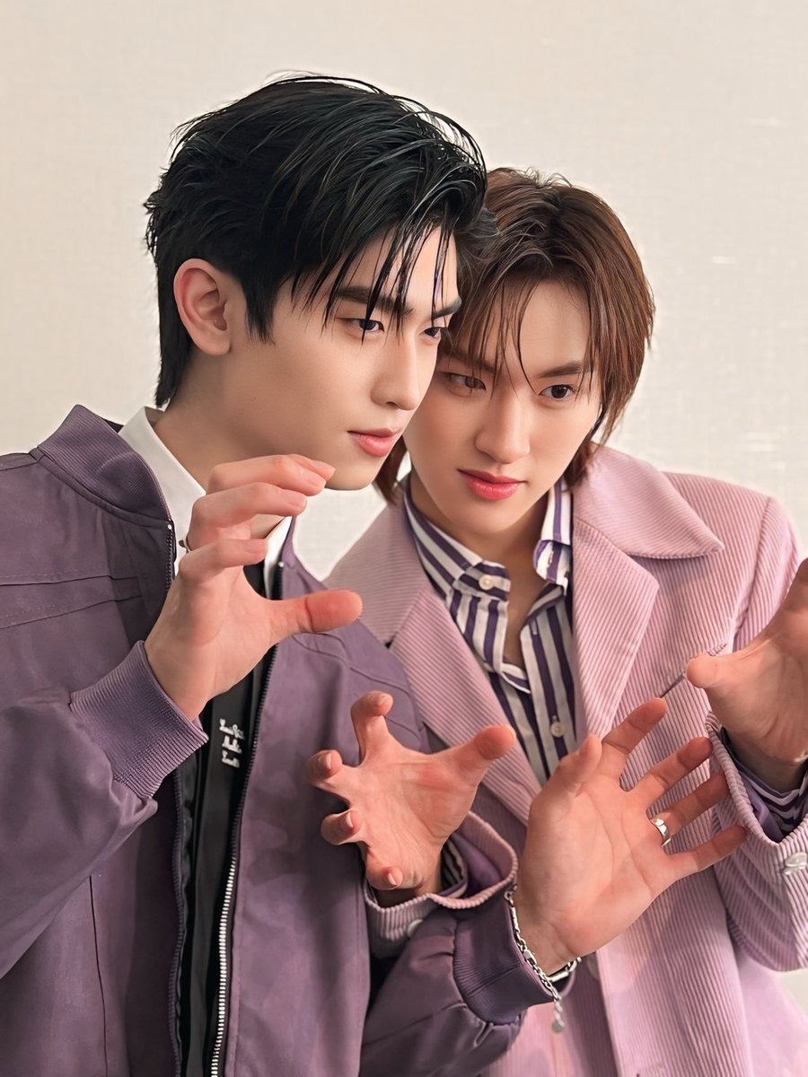 เติมโทมัสก้องกันต่อค่ะ🤗✨

RIKU X ThomasKong
#RikuOnGlowxThomasKong