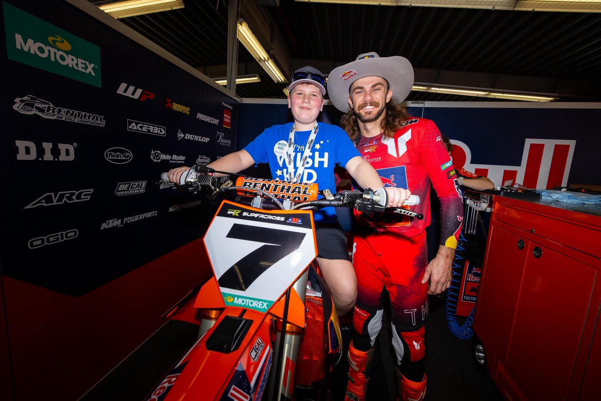 Supercross LIVE! tweet media