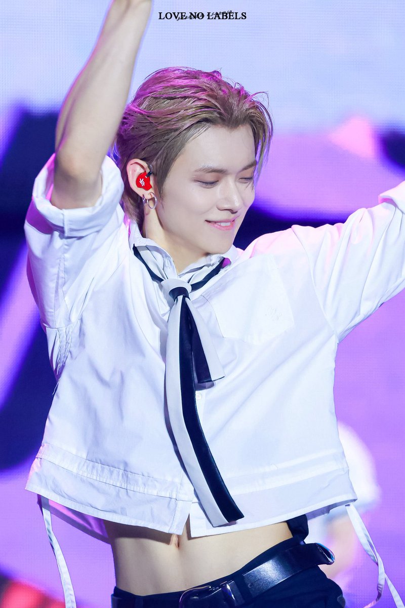 yeonjun (@loopszzn) on Twitter photo 