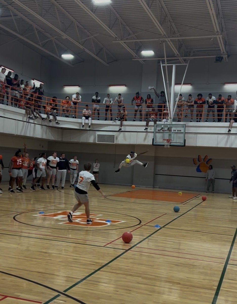 Phil Longo tweet media