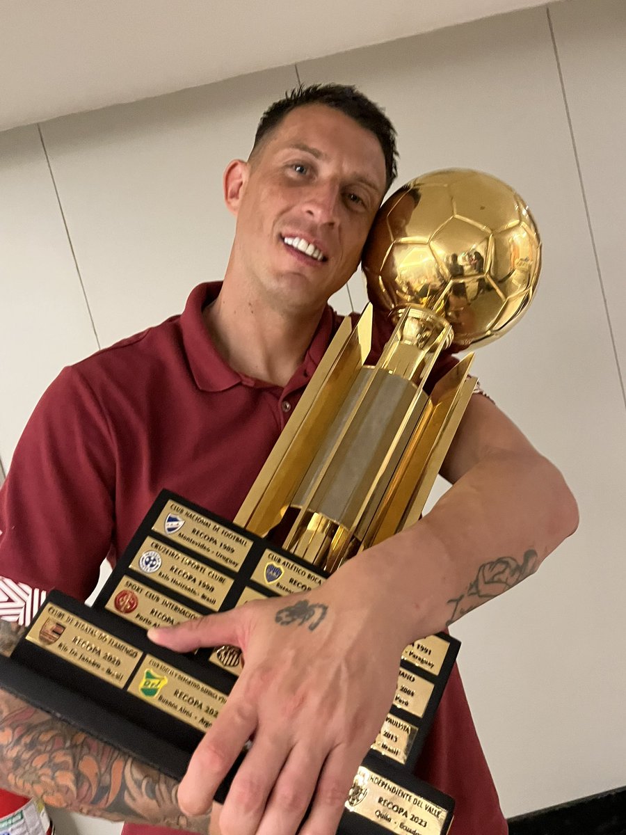 Club Lanús tweet media