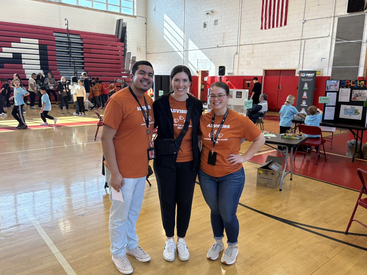 Jackson Ave School tweet media