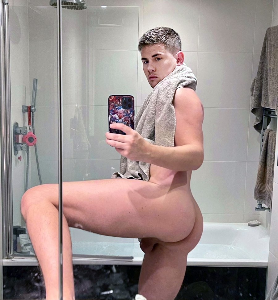 Butt Camp tweet media