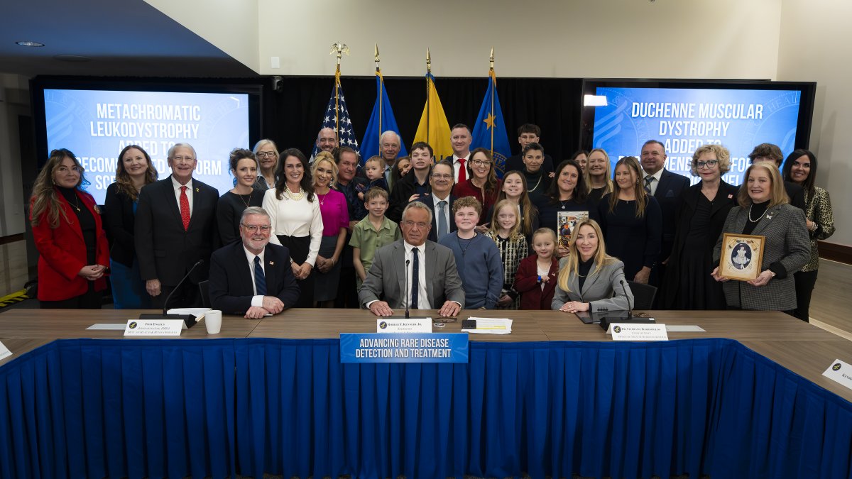 U.S. Surgeon General tweet media