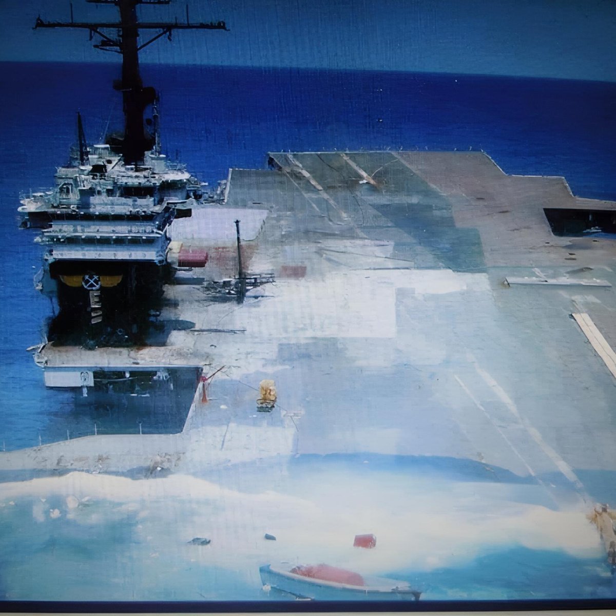 SİYAH SANCAK tweet media