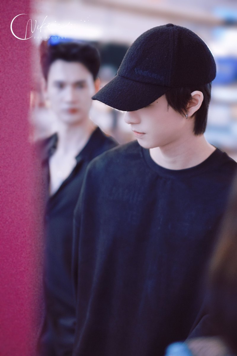 He’s just effortlessly attractive💓🥹

POOH IN MFW2026
#MFW2026xPooh
#MilanFashionWeek
<a href="/ppoohkt/">Pooh</a> #ppoohkt