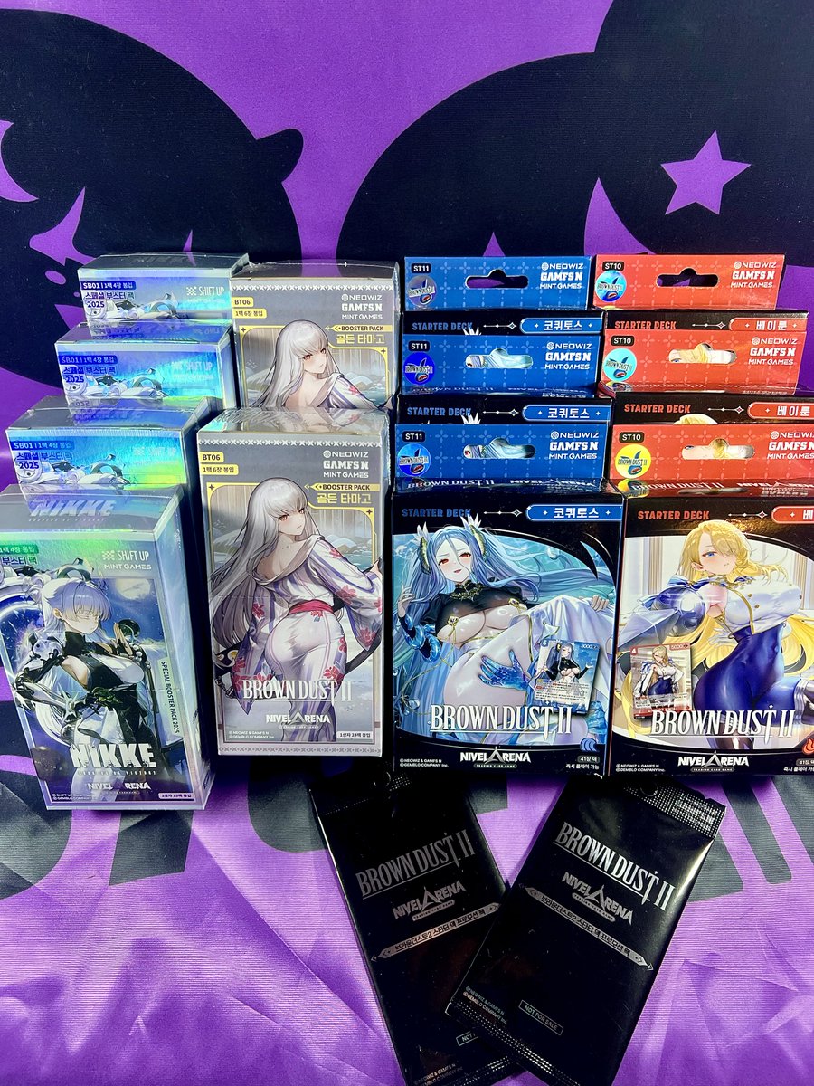 Otakustuff_EU's tweet photo. Bonne nouvelle pour les fans de Nivel Arena ! Les Nikke SB01 sont enfin arrivés ! Le nouveau set Brown Dust II est également disponible, avec son Booster Box et ses Starter Decks 🃏

#nivelarena #nikketcg #nikke #tcg #otakustuff https://t.co/3eoHVERjVr