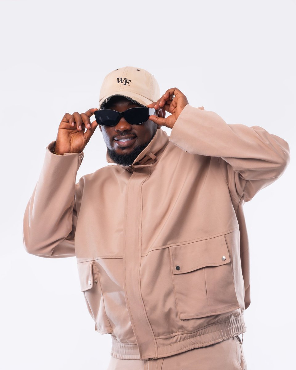 Levixone tweet media