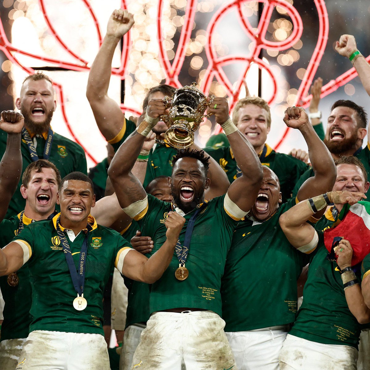 Avukile Mabombo tweet media