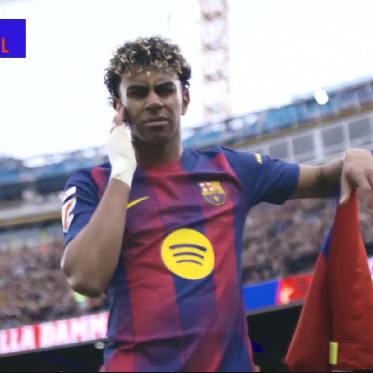 Está mandando a mamar a todos los que dicen que no aparece en partidos grandes