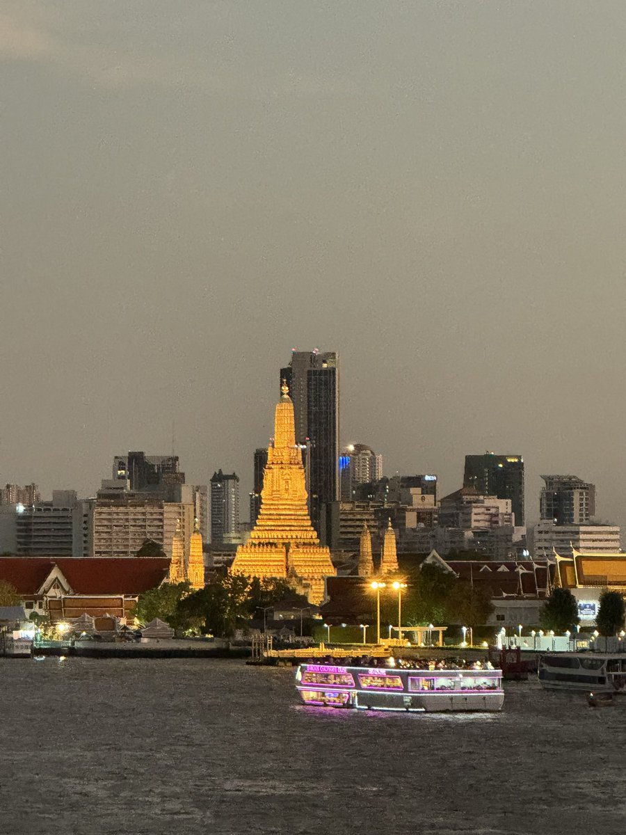 Cherchom’s 。🌅 tweet media